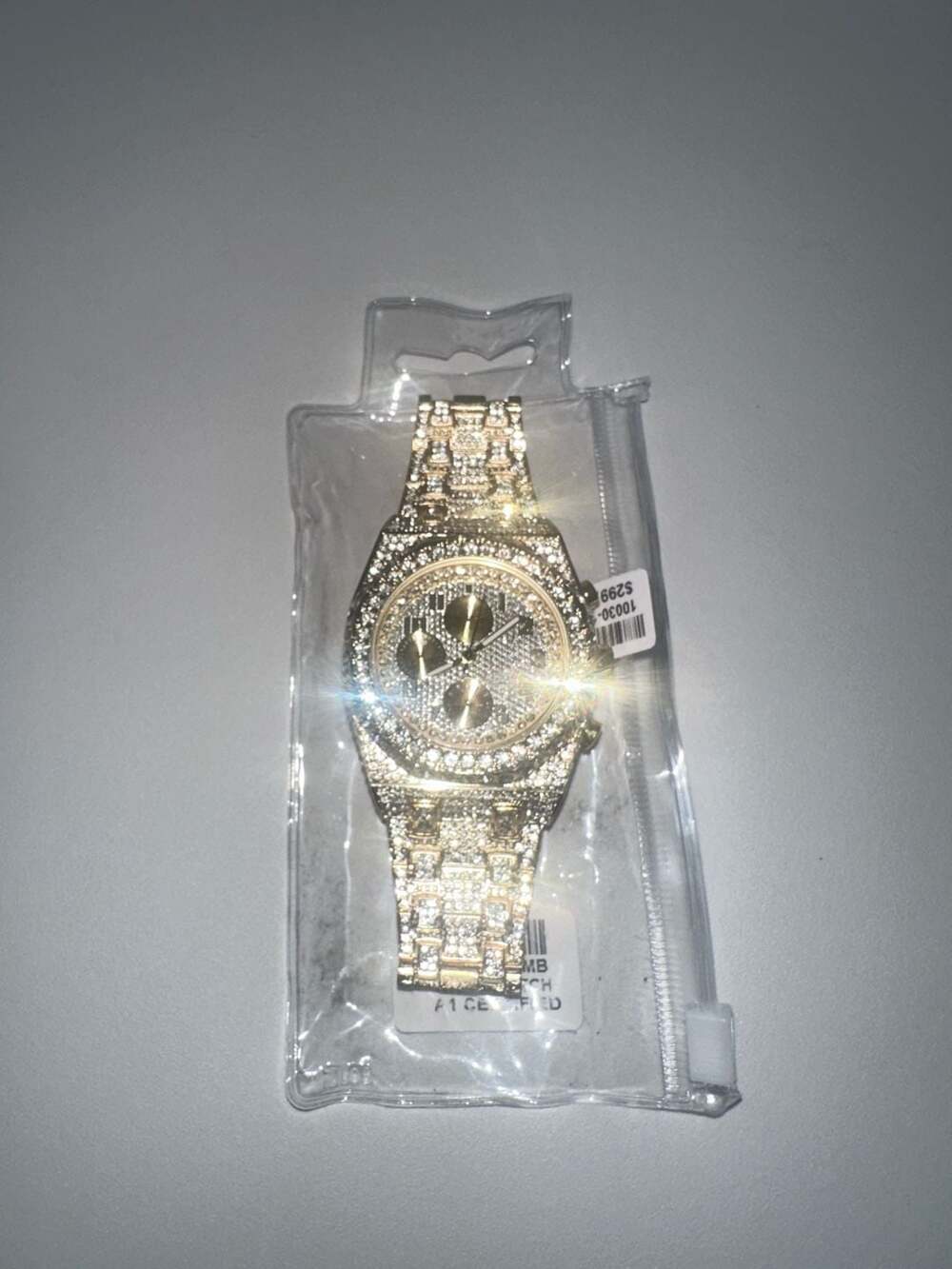 Brand new iced-out fashion watch